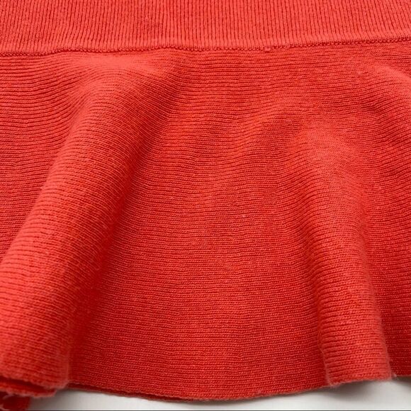 Banana Republic Italian Yarn Peplum Sweater SMALL - Picture 11 of 11